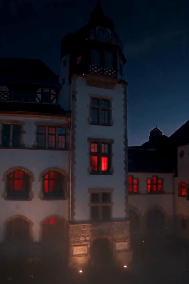 Das Volkshaus Jena bei Nacht, Bild aus dem Teaser
